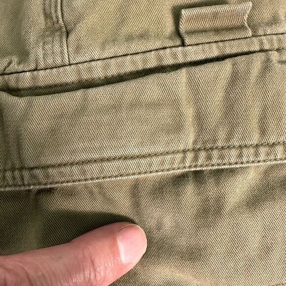 Columbia Cargo Shorts.  - Picture 5 of 5
